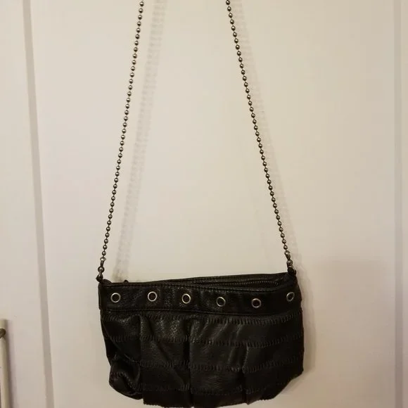 Converse one star purse deals